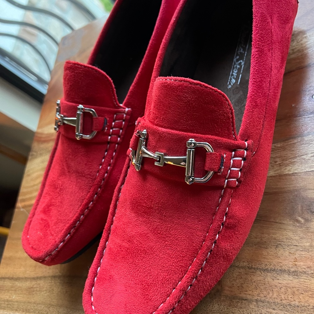 Red driving moccasins men’s size 11